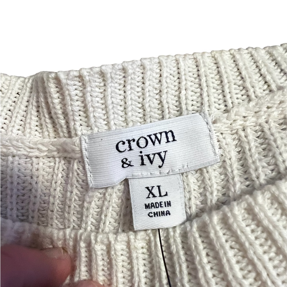 New With Tags Ladies Crown & Ivy Sweater - Picture 6 of 6